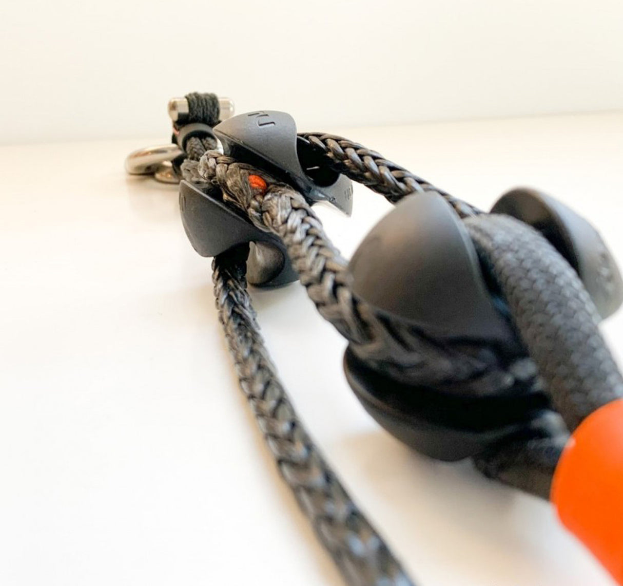Nodus Nub and ring hoist on strope - E-Palan 4