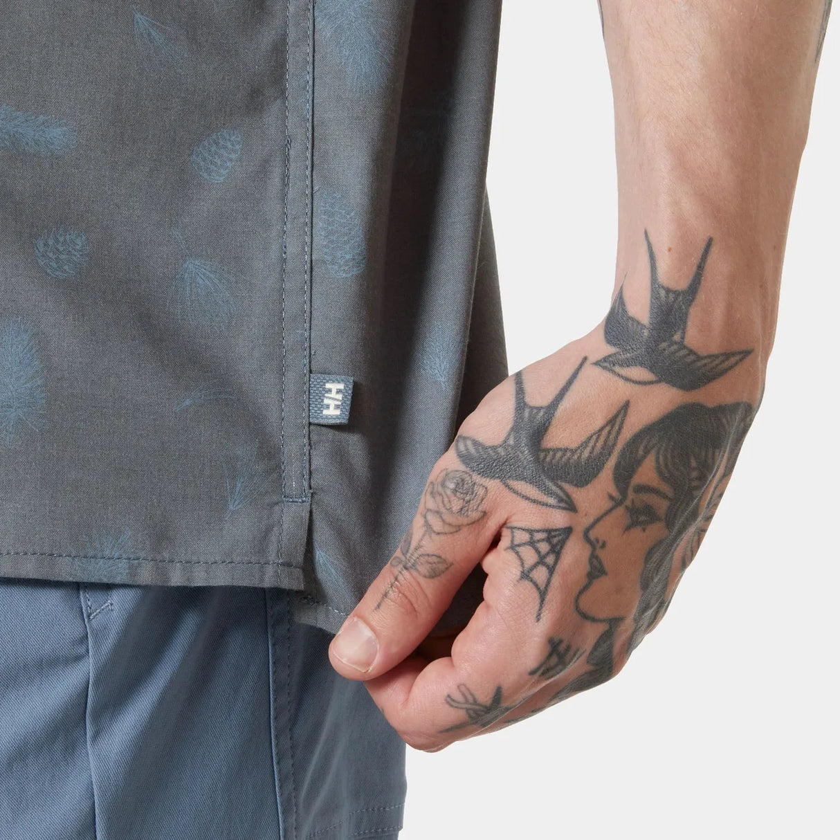 Helly Hansen Men's Holmen Short Sleeve Shirt