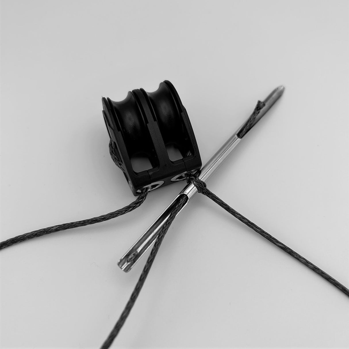 Allen Brothers 30mm Dynamic Double Block Tie-On