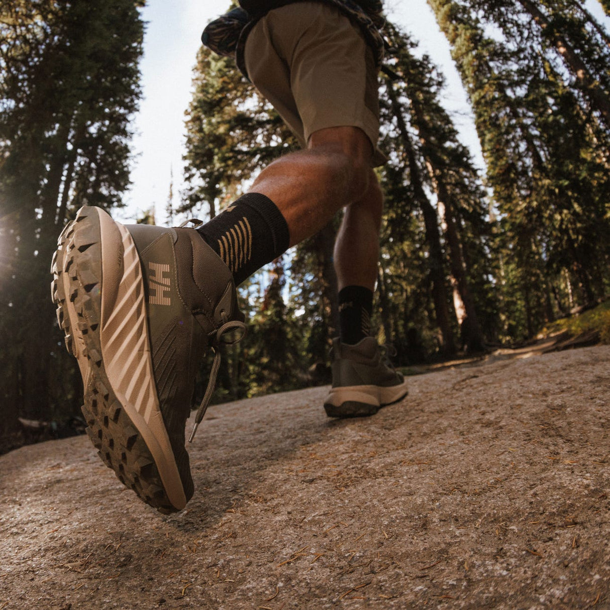 Helly Hansen Men's Awe Hiker Mid HT Boots