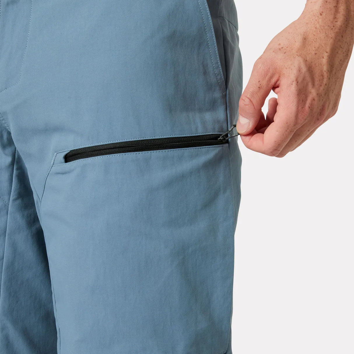 Helly Hansen Crewline Cargo Shorts 2.0. Colors: Washed Navy, Ebony, Pebble, Navy