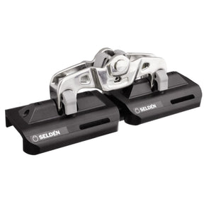 SELF TACKING CAR DOUBLE, 42