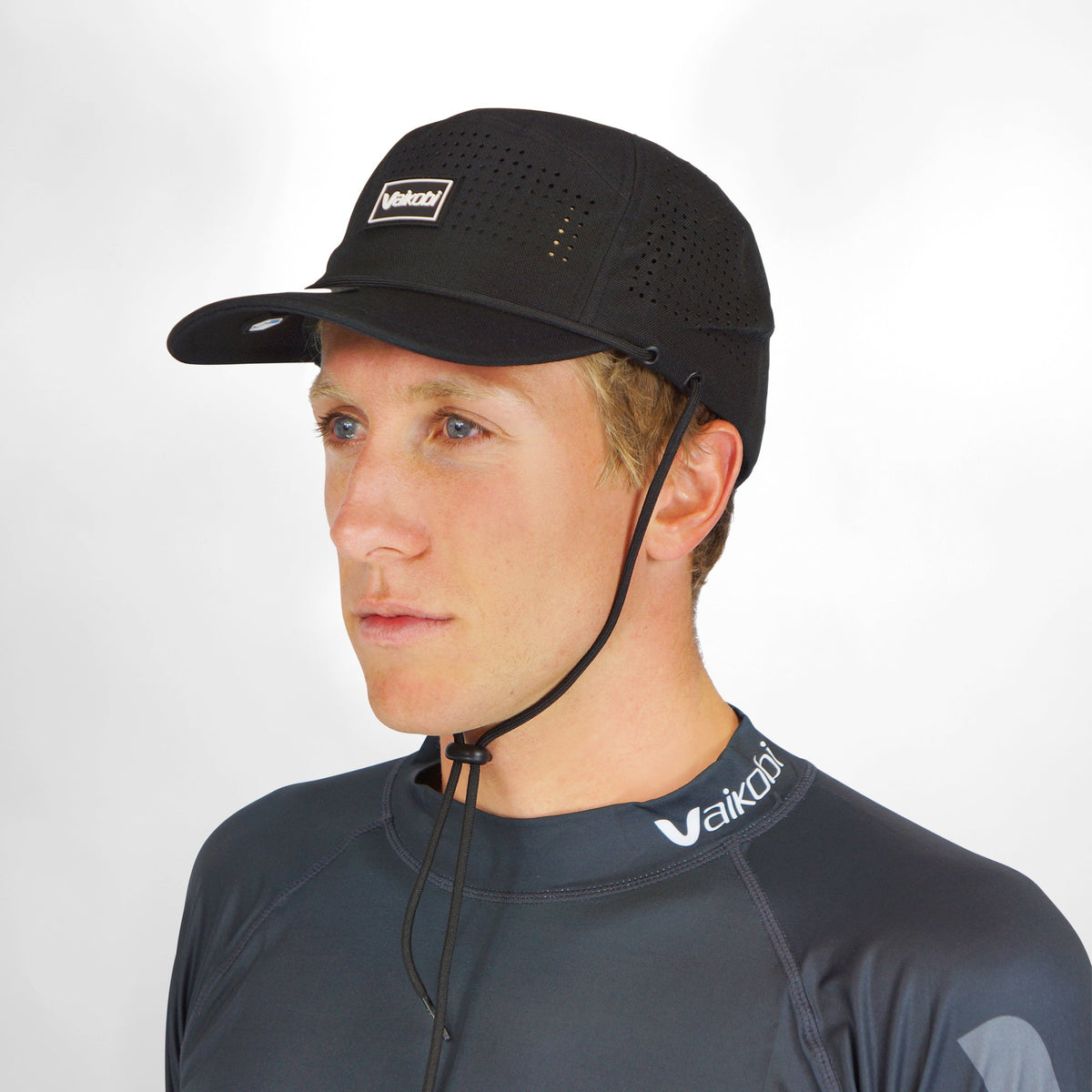 Vaikobi Bump Hat Hydro with Cord - Black