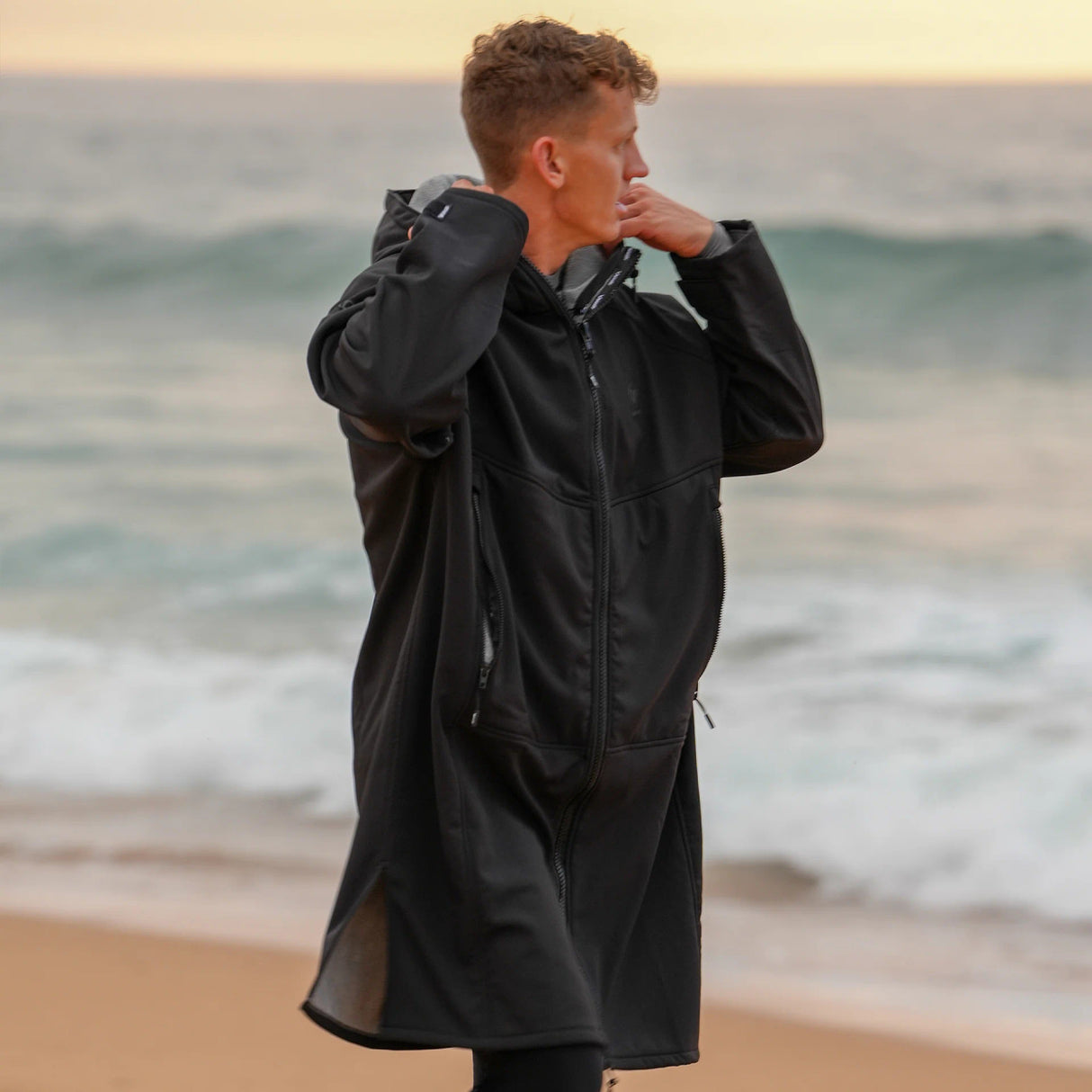 Vaikobi Beach Coat- Fleece Lined/ Water Resist