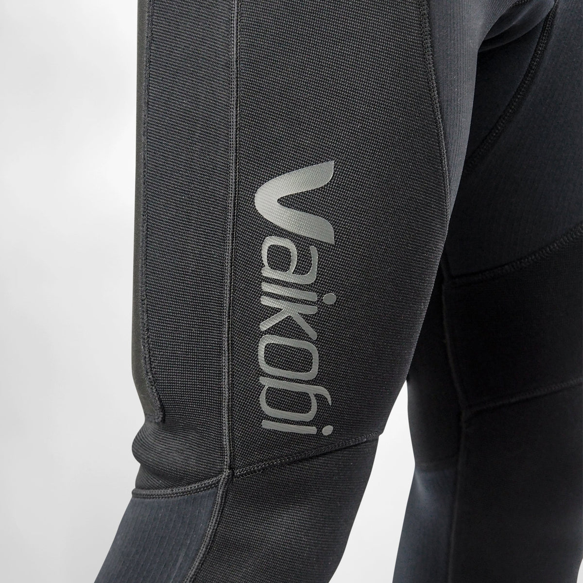 Vaikobi Hiker Force Suit Gen2 in black - leg detail